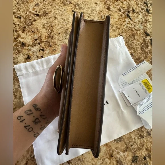 Coach Tabby 19 crossbody - Picture 9 of 10